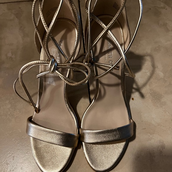 Kenneth Cole Womens Berry Heeled Sandal Ankle Wraparound Strap Size 8 | 3 inch - Picture 4 of 8